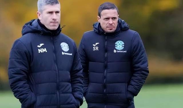 中超成名帅跳板！44岁英超教练有望执教中超：刚拿欧联杯冠军