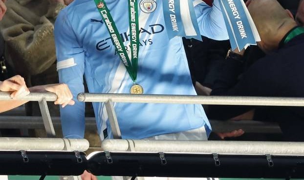 杰里米·多库的雄心壮志：从曼城边路尖刀到世界最佳的蜕变之路