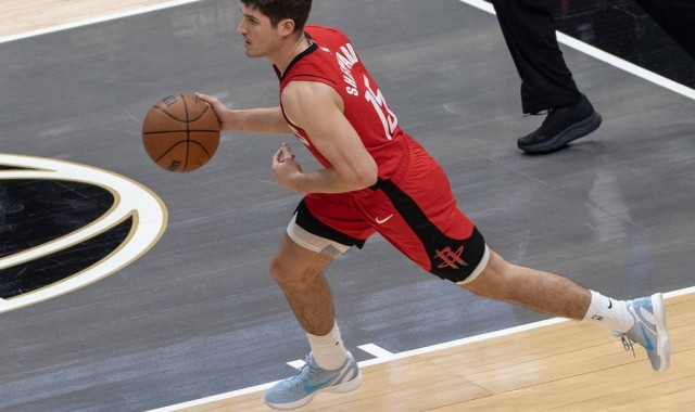 谢泼德变身火箭赢球密码 乌度卡为何终于放下偏见？