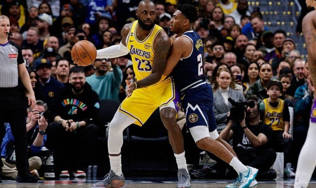 曝湖人只会与两三支球队讨论詹姆斯交易 包括骑士和勇士