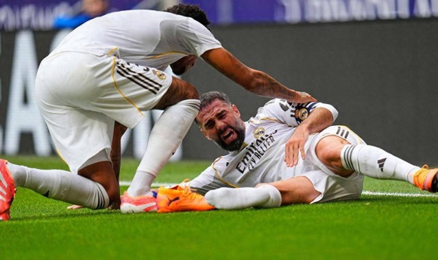 当弗洛伦蒂诺在看台上凝视，阿隆索和他的球队，已经听到了警报声