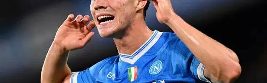 曼联4400万卖霍伊伦德基本谈妥！巨头为转会志得意满，承诺继续买人