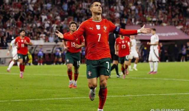 炸锅！前裁判实锤西甲黑幕：罚下C罗后接上级警告电话，两年停吹皇马，权力干预太窒息