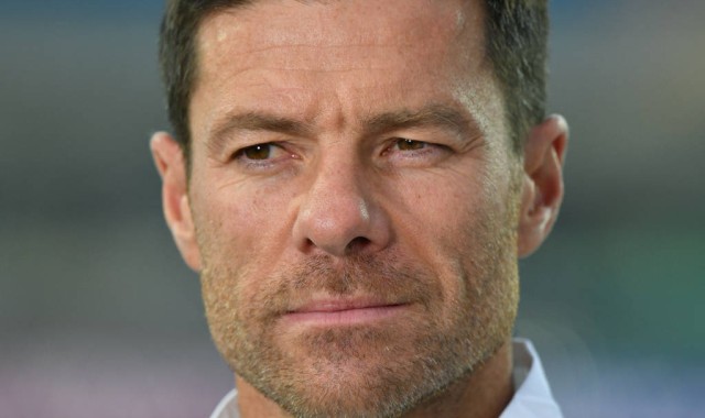 忆往昔！西甲国家德比！阿隆索球员时代对阵巴萨的艰辛与荣耀