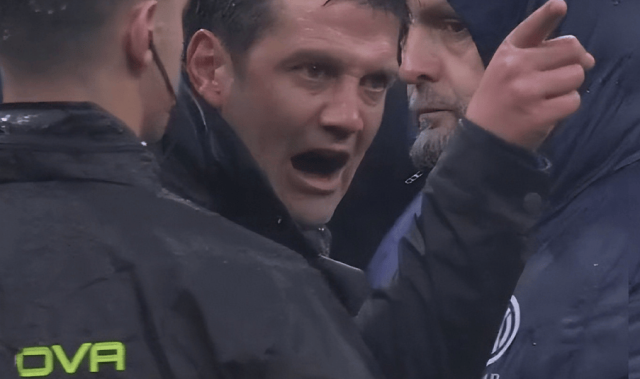 意甲裁判集体"眼瞎"？国米遭8次致命误判，VAR选择性失明引众怒！