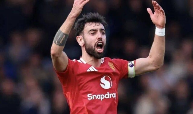 索帅神荐！曼联敲定重磅互换，尼日利亚铁腰驰援，胖虎替身来了?