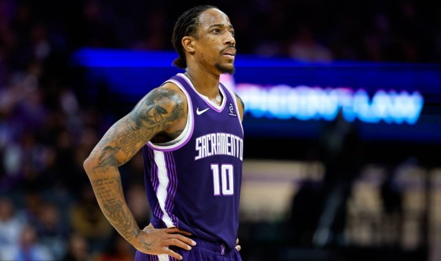 勇士有意德罗赞和克拉克斯顿 正尝试三方交易