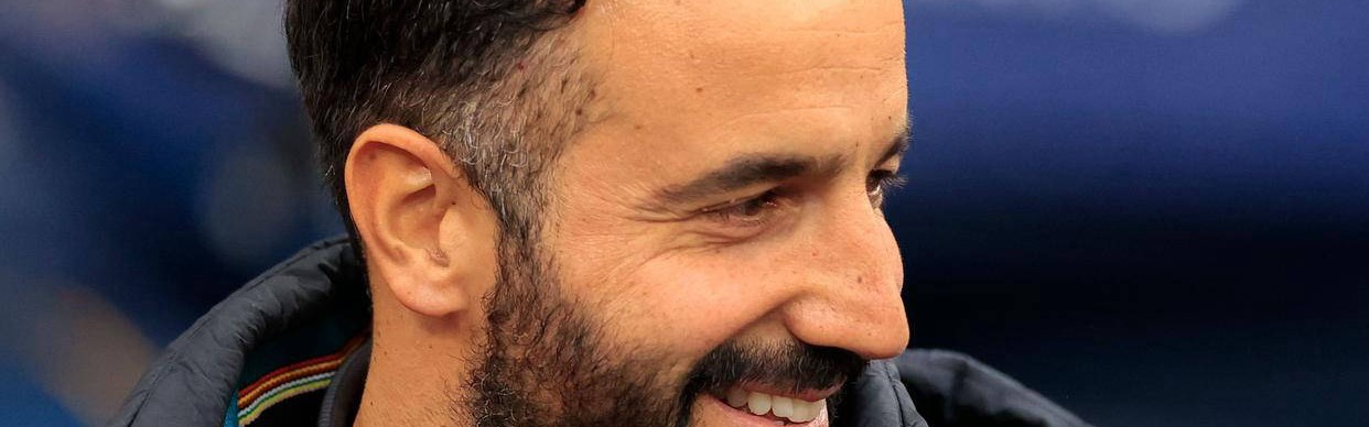 曼联高层对阿莫林给予充分信任，冬季转会窗将保持稳定态势