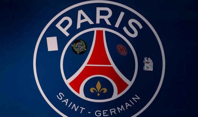 巴黎圣日耳曼在欧冠压力下迎战状态回升的图卢兹，争夺法甲榜首优势